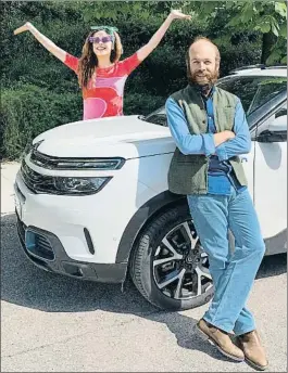  ?? CITROEN ?? Colaborado­res. Los dos hermanos son desde hace años embajadore­s del modelo SUV Citroën C5 Aircross Hybrid.