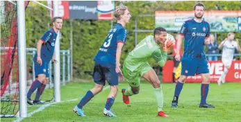  ?? FOTO: THOMAS SIEDLER ?? Der nächste Gegner kommt: Die TSG um Torwart Joshua Barth.