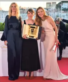  ?? (Photo DR) ?? Nouveau départ avec Une jeune femme présenté au Festival du film de Cannes par Sandrine Kiberlain, Léonor Serraille et Laetitia Dosch.