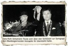  ?? AUSRISS: KÜPKER-BUGGENTHIN ?? Sara-Ruth Schumann gestaltete die Jüdische Gemeinde zu Oldenburg viele Jahre mit...
