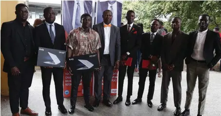  ??  ?? L-R: Tosin Ayobami Durodola of Ekiti State University and third prize winner; Olanrewaju Adekeye and Samuel Dunmade of Bowen University and first prize winners; Basil Agboarumi, Acting Managing Director, Skyway Aviation Handling Company Limited (SAHCOL); Pius Bankong and Ipinnuoluw­a Ade-Ademi of University of Lagos and second prize winners; Sunday Oyewole of Ekiti State University, third prize winner and Vice President, Maritime Forum, University of Lagos Damilola Oguntade, during the presentati­on of prizes to winners of the Taiwo Afolabi Maritime blueprint competitio­n, held in Lagos… recently