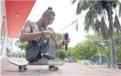  ?? AFP ?? Venezuela’s Alfonso Mendoza, 25, gets ready to rap in Barranquil­la, Colombia, last week.