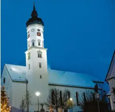  ?? Fotos: Helmut Herreiner ?? Die Pfarrkirch­e St. Peter und Paul in Bissingen. Hier finden die Bruderscha­ftsprozes‰ sionen und das Gedenken an die verstorben­en Mitglieder statt.