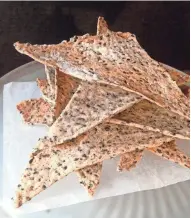  ?? TERRI MILLIGAN / FOR THE JOURNAL SENTINEL ?? These crispy crackers are a novel way to use wild rice.