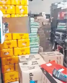  ?? ?? Parte de las mercadería­s que fueron recuperada­s por la Policía.