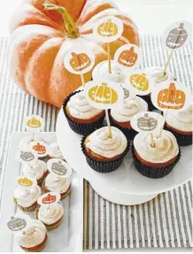  ?? HALLMARK CARDS INC. ?? Pumpkin Spice Cupcakes