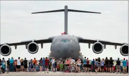  ?? @IMartensHe­rald ?? A C-17 Globemaste­r from the 429 Bison Squadron taxis to a stop in front of a crowd after performing Saturday at the Lethbridge Internatio­nal Air Show.