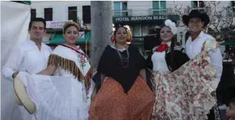  ??  ?? Ballet Folklórico Citlalicue.