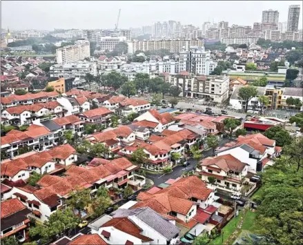  ?? THE STRAITS TIMES ?? An aerial view of the private estates in Singapore’s Upper Thomson area.