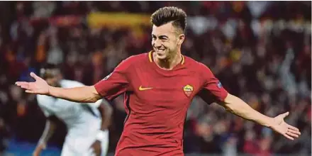  ?? AFP PIC ?? Roma’s Stephan El Shaarawy celebrates after scoring a second goal against Chelsea on Tuesday.