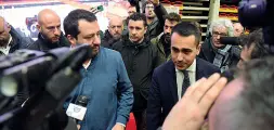  ??  ?? Tandem Salvini e Di Maio sabato a Vicenza all’assemblea al Palasport