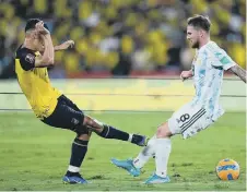  ?? ?? Argentina manager Lionel Scaloni was unhappy with the challenge (pictured) that saw Alexis Mac Allister come off injured in last week’s qualifier in Ecuador.