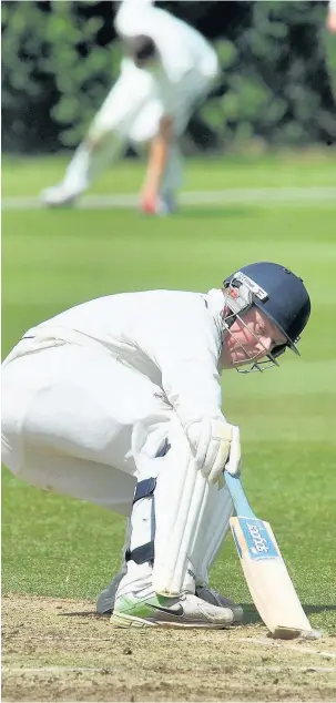  ?? Matt Ratcliffe ?? ●●Marple batsman, Mark Bennett