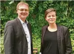  ??  ?? 9. August: Uwe Warnecke und Paula Elsholz von den Grünen stellen ihre Ideen vor.