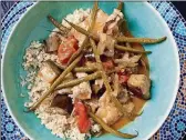  ?? PHOTO BY DEB LINDSEY FOR THE WASHINGTON POST ?? Slow Cooker Curried Chicken and Summer Vegetables.