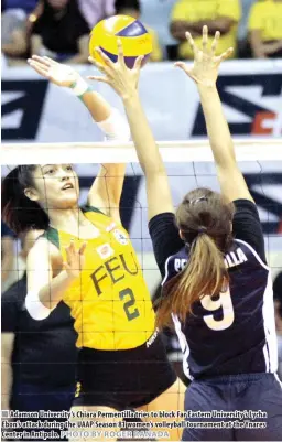 ??  ?? Adamson University’s Chiara Permentill­a tries to block Far Eastern University’s Lycha Ebon’s attack during the UAAP Season 81 women’s volleyball tournament at the Ynares Center in Antipolo.