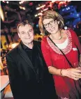  ??  ?? Markus Herbert Weske (MdL, SPD) und Britta Damm (Schützen-Chefin)