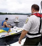  ?? PHOTO D’ARCHIVES, HUGO-SEBASTIEN AUBERT ?? Les policiers patrouille­ront sur les lacs et les rivières de la province ce week-end.