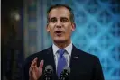  ??  ?? Eric Garcetti, mayor of Los Angeles, says the virus has underscore­d the need for prepandemi­c plans to roll out miles of new bike lanes and rail lines. Photograph: Marcus Yam/Los Angeles Times/Getty Images