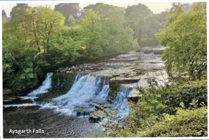  ?? ?? Aysgarth Falls