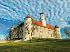  ?? Foto: Arnold Schromm ?? Beim Höchstädte­r Schloss soll ein Amphitheat­er entstehen. Vom Freistaat Bayern gibt es dafür voraussich­tlich 150.000 Euro.