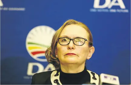  ?? /MOELETSI MABE ?? The Western Cape legislatur­e speaker has been ordered to take appropriat­e action against premier Helen Zille after she assisted her son to loan tablets from the education department.