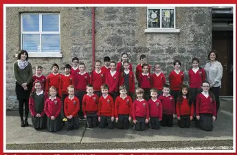  ??  ?? Pupils and teachers of Taunagh NS in Riverstown. Pics: Donal Hackett.