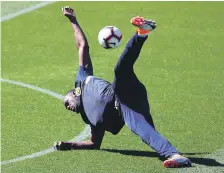  ?? AFP; Getty; EPA ?? The eight-time Olympic champion Usain Bolt trained with the Central Coast Mariners for the first time yesterday