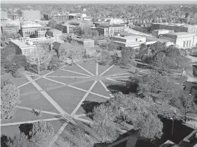  ?? [DORAL CHENOWETH/DISPATCH] ?? An aerial drone photo of the Oval at Ohio State University in late 2017.