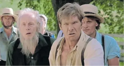  ??  ?? El comienzo. Fue en “Testigo en peligro”, de 1984, junto a Harrison Ford (se lo ve atrás, con sombrero).