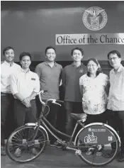  ??  ?? UP Bike Share officers Miguel Mercado, Ryan Abis, DMCI’s Jan Venturanza, org president Miguel Laperal, Dean Aura Matias and UP Chancellor Michael Lim Tan support the campus’ biking growing biking community