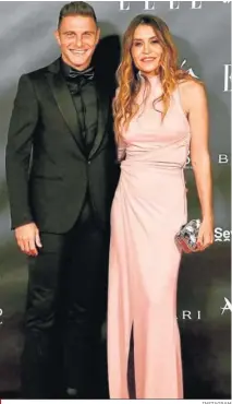  ?? INSTAGRAM ?? La pareja destila elegancia en la gala de la revista ‘Elle’.