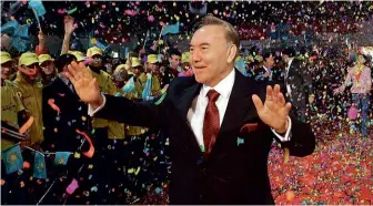  ??  ?? ABOVE: Kazakh President Nursultan Nazarbayev in 2007. TOP: Gulnara glams it up at a concert in Tashkent.