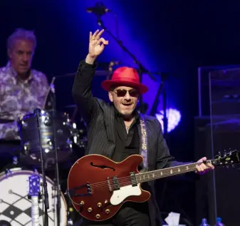  ?? Post-Gazette ?? Elvis Costello & the Imposters in 2017 at Heinz Hall.