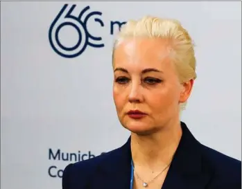  ?? Foto: Kai Pfaffenbac­h/AFP ?? På en konference i München slog Julia Navalnaja med sorgen malet i ansigtet fast, at praesident
Putin og hans allierede vil baere ansvaret »for det, de gjorde mod vores land, mod min familie, mod min mand«.