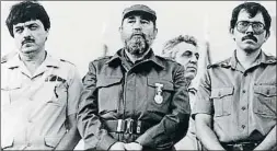  ??  ?? Ramírez, sandinista sin uniforme, con Fidel y Ortega