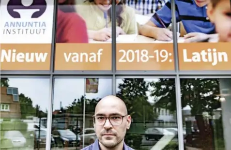  ??  ?? Jo Goossens gaat met het AnnuntiaIn­stituut tegen de trend in. ‘Ik heb er vertrouwen in.’