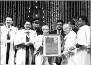  ?? Express ?? Pranab Mukherjee confers honorary degree on M S Swaminatha­n in Mumbai on Friday.