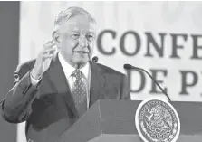  ??  ?? López Obrador pide que no haya gasto extra.