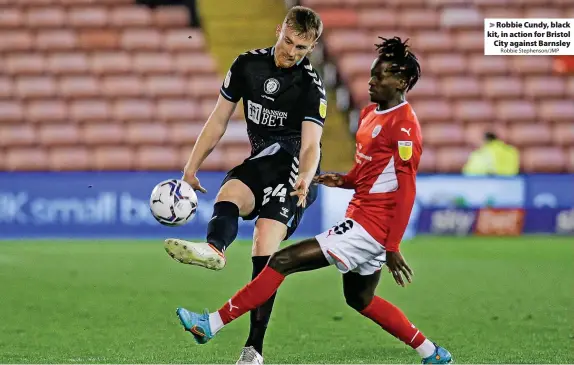  ?? Robbie Stephenson/JMP ?? Robbie Cundy, black kit, in action for Bristol City against Barnsley