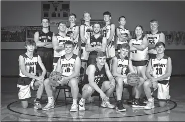  ?? Kevin Neith ?? The 2020-2021 South Loup Boys Basketball Team from Bottom Row Left are: Cache Gracey, Joey Sallach, Drew Vickers, Bryant Leeper and Lance Jones. Second Row: Alex Shown, Colbi Smith, Sam Cool, Johnathon Lamphear and Owen Stallbaume­r. Third Row: Silas Cool, Trey Connell, Kaden Paulsen and Logan Recoy .