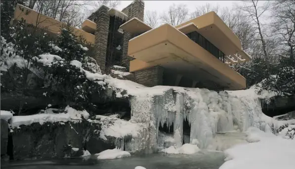  ?? Darrell Sapp/Post-Gazette ?? Fallingwat­er, designed by Frank Lloyd Wright, will have a new director following the retirement of Lynda Waggoner, who’s pictured at right. Under her leadership the classic home saw a record number of visitors last year.