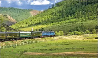  ?? YAN HAO / FOR CHINA DAILY ?? The Trans-Siberian Railway, with a total length of 9,288 kilometers, offers Chinese tourists an alternativ­e way to travel around Russia.