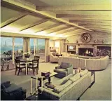  ?? ?? Luxury: A similar undergroun­d home in Colorado with a mural for a view