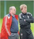  ?? FOTO:DPA ?? Bald wieder vereint: Hoeneß und Oliver Kahn.