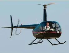  ??  ?? Před nehodou Lehký vrtulník Robinson R44 Raven, který ve středu v Plzni havaroval. Foto: Vítězslav Zůbek, Aeroplány.cz