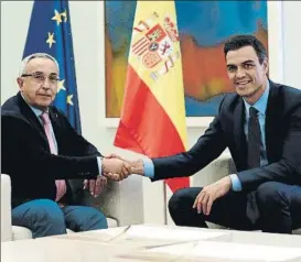  ?? FOTO: EFE ?? Pedro Sánchez y Alejandro Blanco, ayer en su encuentro en el Palacio de la Moncloa