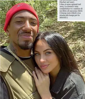  ??  ?? Insieme Il calciatore Jerome Boateng, 32 anni, con Kasia Lenhardt, 25 anni. I due si sono lasciati il 2 febbraio