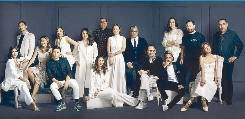  ??  ?? Plains & Prints vice president Roxanne Farillas (center) with Beyond 25 collaborat­ors Cheetah Rivera, Martin Bautista, Rosanna Ocampo, Anthony Ramirez, Maureen Disini, Vania Romoff, Amina Aranaz, Rhett Eala, Rajo Laurel, Randy Ortiz, Mark Nicdao, Patty Ang, Mark Bumgarner, Charina Sarte, and Wig Tysmans.