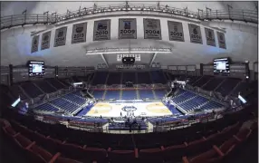  ?? Williams Paul / Icon Sportswire via Getty Images ?? Gampel Pavilion could soon see the return of UConn’s quarantine­d men’s basketball team. It will be allowed to resume practice as soon as Thursday.